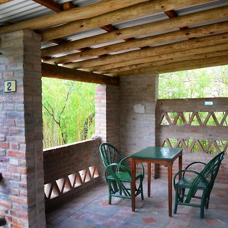LA TOMA Complejo de Montaña - Cabañas y Habitaciones en Hosteria Mina Clavero Exterior foto