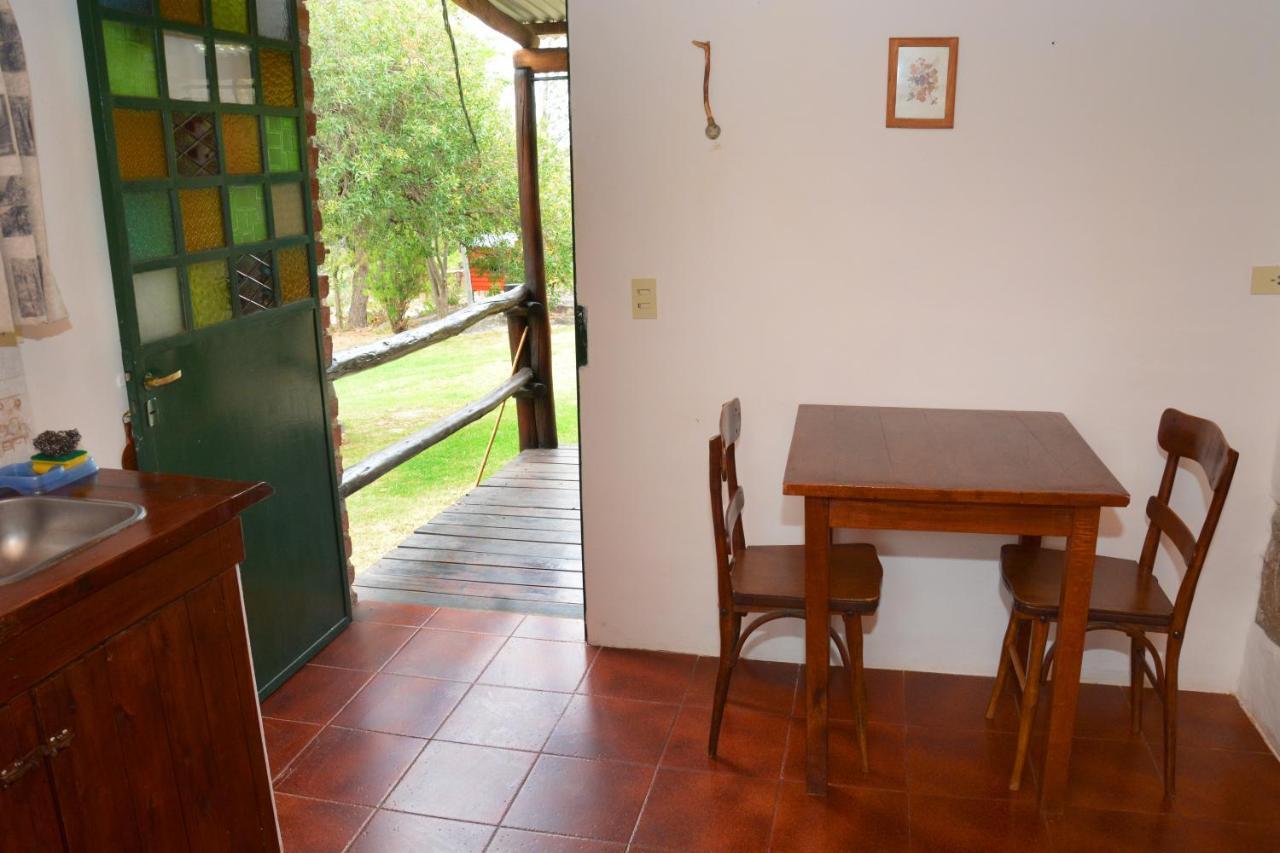 LA TOMA Complejo de Montaña - Cabañas y Habitaciones en Hosteria Mina Clavero Exterior foto