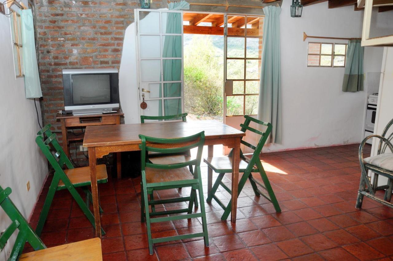 LA TOMA Complejo de Montaña - Cabañas y Habitaciones en Hosteria Mina Clavero Exterior foto