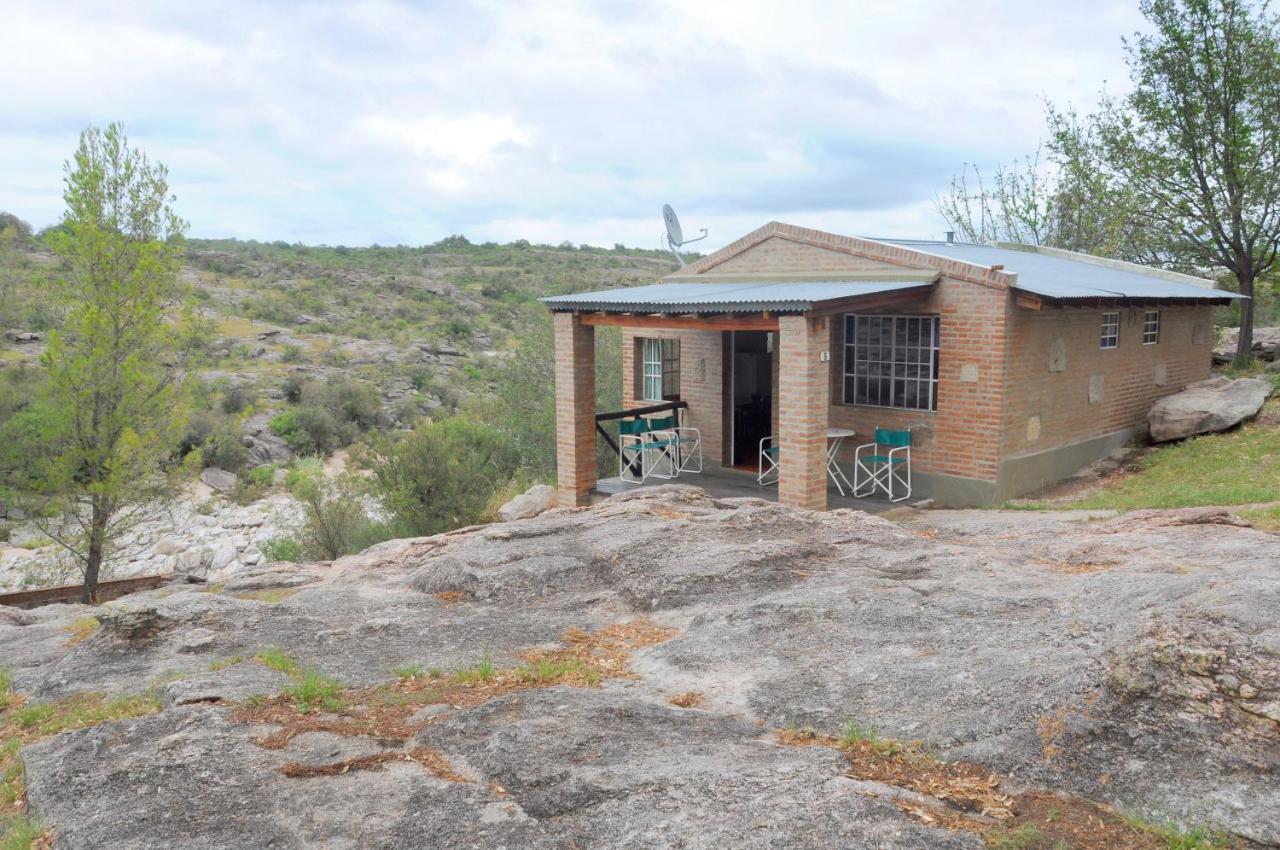 LA TOMA Complejo de Montaña - Cabañas y Habitaciones en Hosteria Mina Clavero Exterior foto
