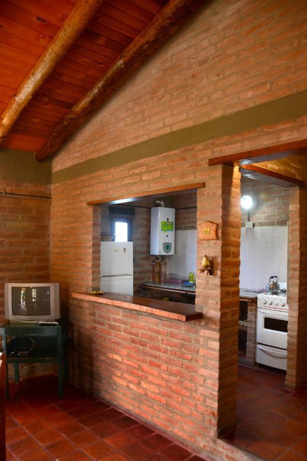 LA TOMA Complejo de Montaña - Cabañas y Habitaciones en Hosteria Mina Clavero Exterior foto