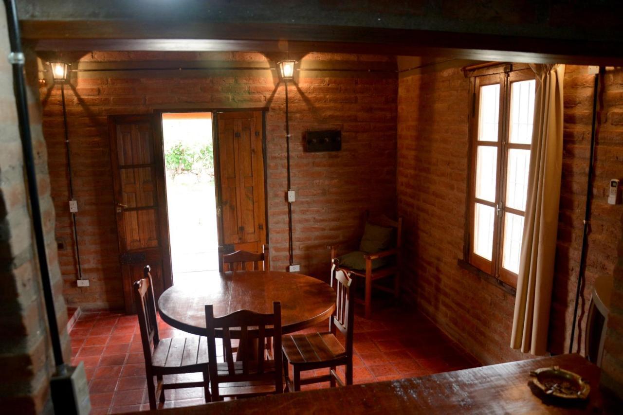 LA TOMA Complejo de Montaña - Cabañas y Habitaciones en Hosteria Mina Clavero Exterior foto